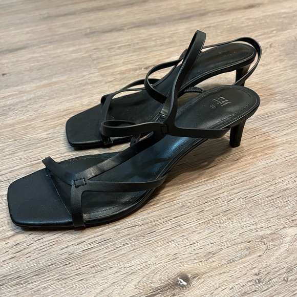 2 pairs of Strappy Black Sandal Heels Size 38/7.5 - Picture 4 of 7